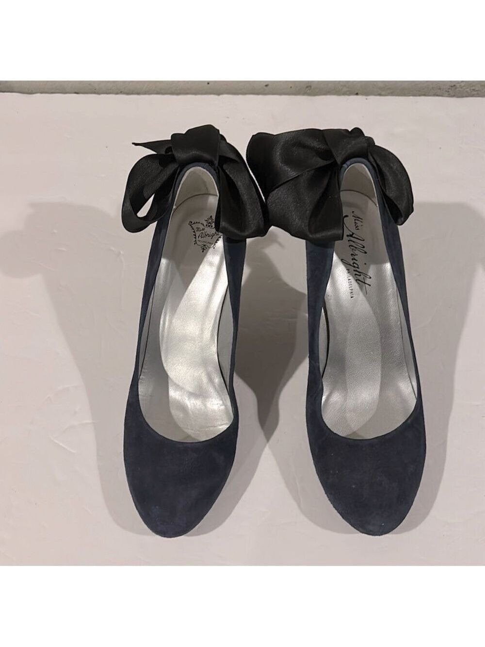 Miss Albright Philadelphia Blue Suede Round Toe Pumps - Size Euro - 37
